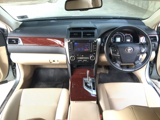 toyota camry 2.5g สีเทา ปี2013 ไมล์ 32xxx toyota camry 2.5g สีเทา ปี2013 ไมล์ 32xxx