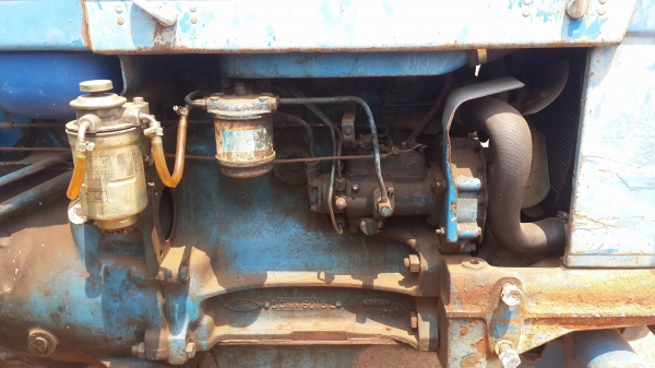 ขายรถไถFORD 4000 3สูบ รถของกรมวิชาการเกษตร ขายรถไถFORD 4000 3สูบ รถของกรมวิชาการเกษตร