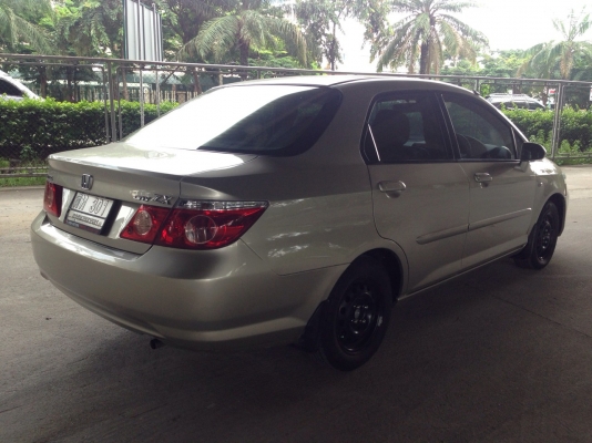 HONDA CITY ZX vtec1.5 V สีน้ำตาล ปี 2006 ติดแก็สหัวฉีด เรียบร้อยแลัวประหยัดสุดๆ เครื่อง เกียร์ ช่วงล่างดีไม่ปัญหาแน่นอนคับทางไกลสบายห้ายห่วง