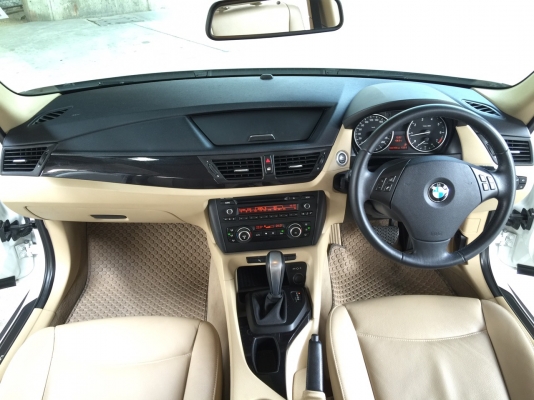 BMW X1 2.0i ปี2011แท้ สีขาว รถสวยสีเดิมบาง การันตีสภาพดีมาก bsi ยังเหลือ BMW X1 2.0i ปี2011แท้ สีขาว รถสวยสีเดิมบาง การันตีสภาพดีมาก bsi ยังเหลือ