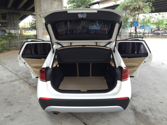 BMW X1 2.0i ปี2011แท้ สีขาว รถสวยสีเดิมบาง การันตีสภาพดีมาก bsi ยังเหลือ BMW X1 2.0i ปี2011แท้ สีขาว รถสวยสีเดิมบาง การันตีสภาพดีมาก bsi ยังเหลือ