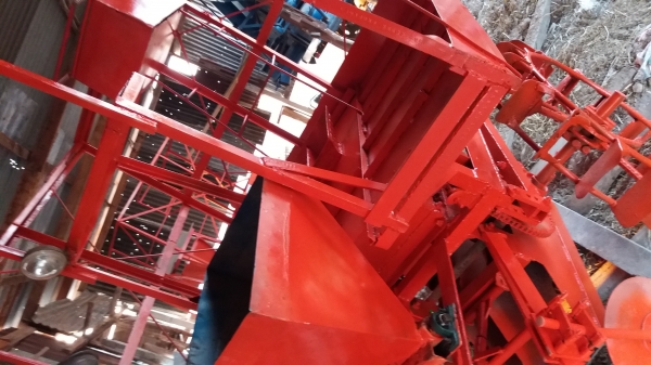 หางปลูกอ้อยร่องคู่ใส่47แรงขึ้นไป