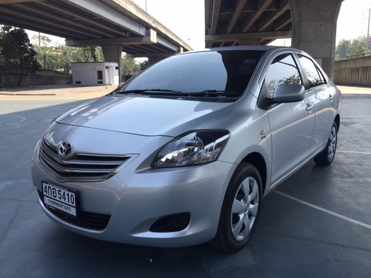 2013 TOYOTA VIOS 1.5J สีเทา ไมล์แท้วิ่งน้อย