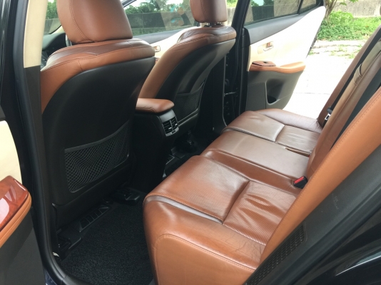 lexus hs250h สีดำ ปี 2010 hybrid