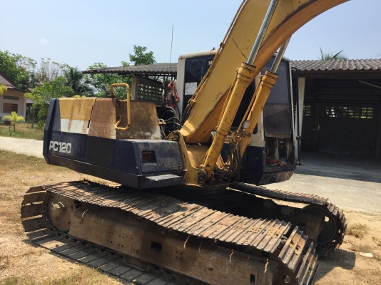 รถขุดPC120-5...ตัวเดินรุ๋น1 บอดี้สวย วางเครื่องSK120-3 มาร์คทรี..เครื่อง ISUZU รถทำงานดี แรง...