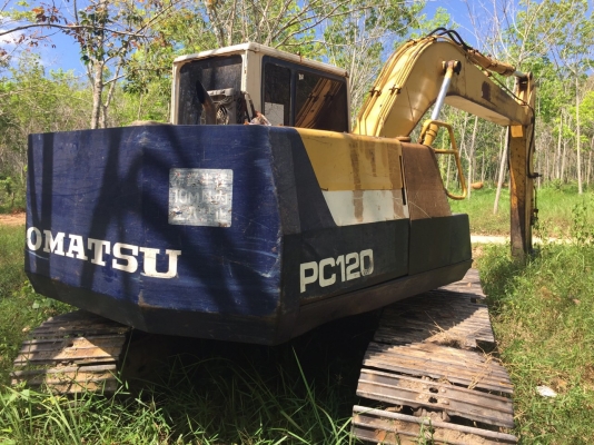 รถขุดPC120-5...ตัวเดินรุ๋น1 บอดี้สวย วางเครื่องSK120-3 มาร์คทรี..เครื่อง ISUZU รถทำงานดี แรง...