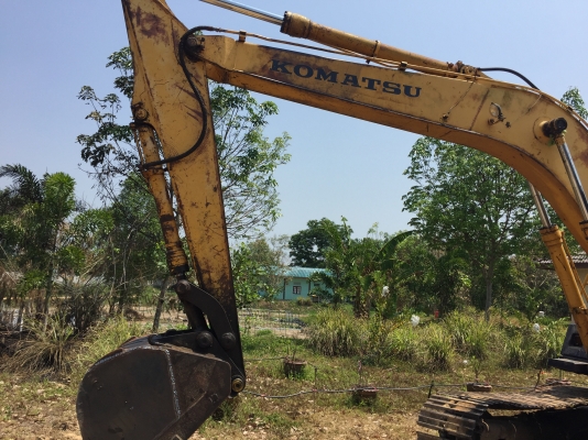 รถขุดPC120-5...ตัวเดินรุ๋น1 บอดี้สวย วางเครื่องSK120-3 มาร์คทรี..เครื่อง ISUZU รถทำงานดี แรง...