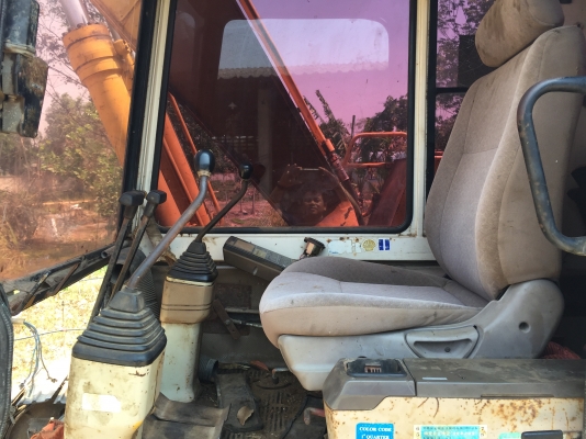 รถขุดPC120-5...ตัวเดินรุ๋น1 บอดี้สวย วางเครื่องSK120-3 มาร์คทรี..เครื่อง ISUZU รถทำงานดี แรง...