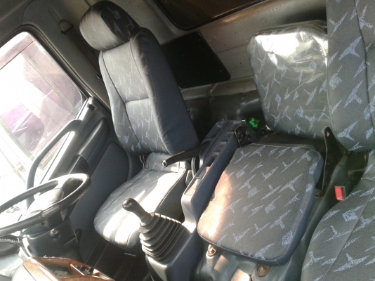 ขายหกล้อ HINO FC 150 แรง ปี 49