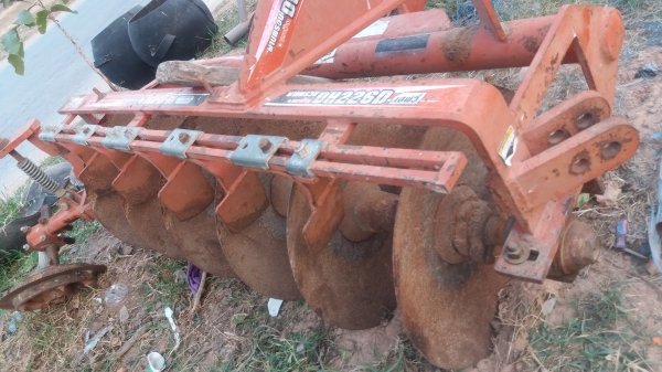 หางหกใบ22นิ้วตราช้างแฮฟวี่