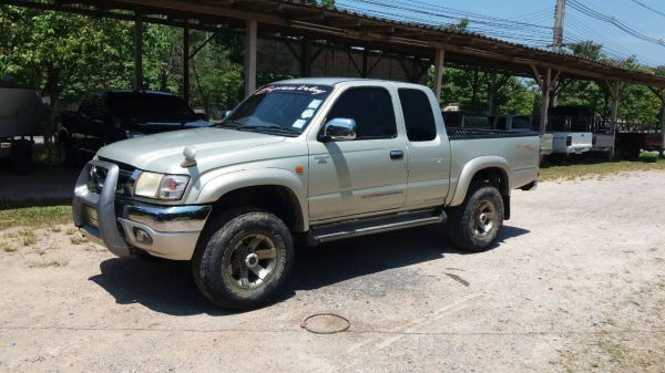 TOYOTA D4D HILUX TIGER X-TRA CAB 2.5 S 4WD ปี2002สีบางคานหน้าเดิม เครื่องดี ขับดี เกืยดี ยางด้อย โทร 0862691888 หรือ 086-474-7394 สุราษฎร์ ราคา 225000฿