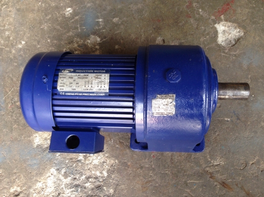 ขายมอเตอร์เกียร์ CPG 1HP. 380V made in Taiwan อัตราทด 1:60 เพลาออกประมาณ 24 รอบต่อนาที สภาพดี พร้อมใช้งาน
