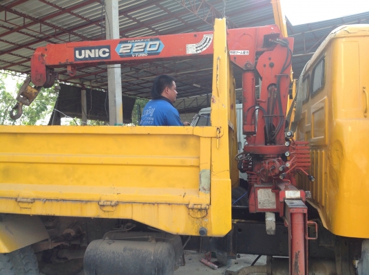 หกล้ออดีดกรมทางหลวง TE120 ติดเครน พร้อมใช้ หกล้ออดีดกรมทางหลวง TE120 ติดเครน พร้อมใช้