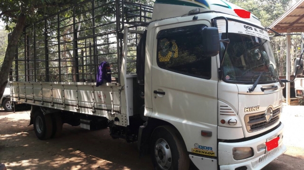 ขายเมก้า  FC9JJ  150 แรง ยาว 5.50 ม. ปี 51