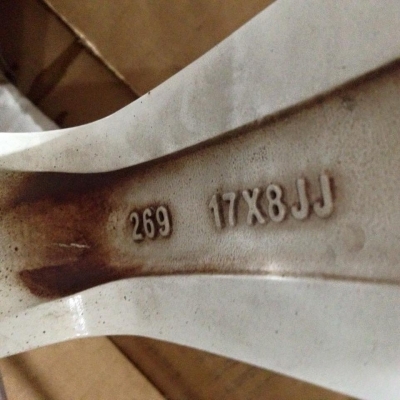 -------ขายแล้ว--------ล้อแม็กซ์ 5 ก้านสีเทา