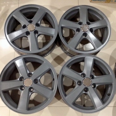 -------ขายแล้ว--------ล้อแม็กซ์ 5 ก้านสีเทา