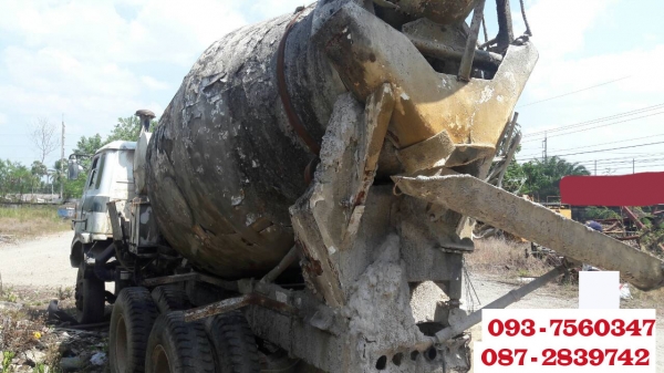 ขายรถโม่ปูน 10 ล้อ 2 เพลา NISSAN