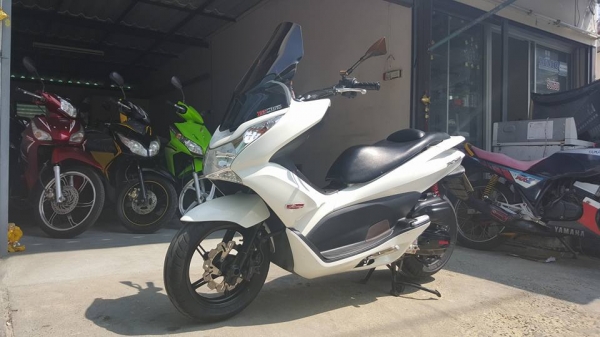 ขออนุญาติขาย HONDA PCX 125i IDLING STOP รุ่น TOP ล้อแม็กแท้ศูนย์ ฟรีค่าโอน
