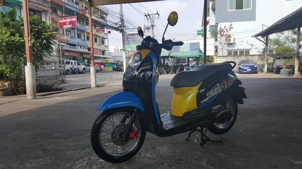 ขออนุญาติขาย SCOOPY-i 110 CC รุ่นพิเศษ 3 สี