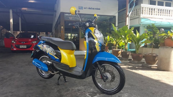 ขออนุญาติขาย SCOOPY-i 110 CC รุ่นพิเศษ 3 สี