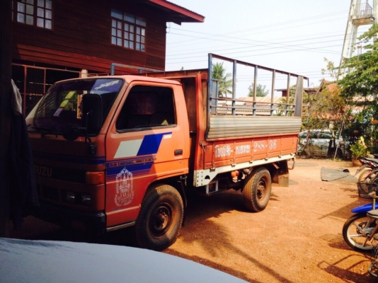 Isuzu NKR55E ห้างแท้ เครื่อง88 ้เกียร์ยาวหัวยกได้เล่มพร้อมโอน ภาษีขาด3ปี