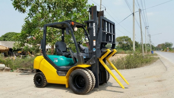 ขายด่วนรถยกKOMATSU FG25-17ยก2.5ตันเสาสูง3เมตรงากะดกได้ยางหน้าคู้รถนอกเพิ่งนำเข้ามายังไม่เคยใช้งานในเมืองไทยเลย ขายด่วนรถยกKOMATSU FG25-17ยก2.5ตันเสาสูง3เมตรงากะดกได้ยางหน้าคู้รถนอกเพิ่งนำเข้ามายังไม่เคยใช้งานในเมืองไทยเลย