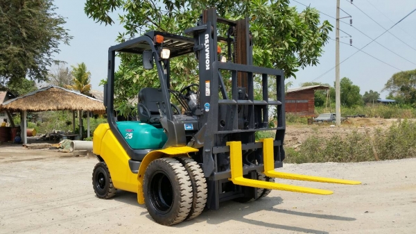 ขายด่วนรถยกKOMATSU FG25-17ยก2.5ตันเสาสูง3เมตรงากะดกได้ยางหน้าคู้รถนอกเพิ่งนำเข้ามายังไม่เคยใช้งานในเมืองไทยเลย ขายด่วนรถยกKOMATSU FG25-17ยก2.5ตันเสาสูง3เมตรงากะดกได้ยางหน้าคู้รถนอกเพิ่งนำเข้ามายังไม่เคยใช้งานในเมืองไทยเลย