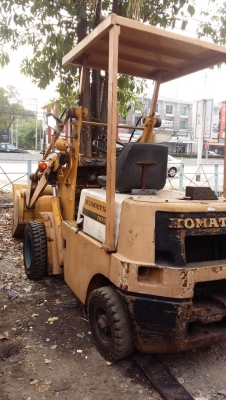 รถตักเล็ก SD10-3 KOMATSU  PALODER ดีเซล ยางตัน