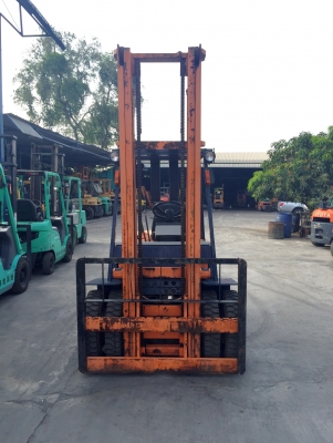 -:-*&bull;*ข า ย ร ถ ย ก นำ เ ข้ า*&bull;*-:-TOYOTA 5FD30 เครื่องดีเซล เสา4.5เมตร สนใจติดต่อ 083-062-0223(ปอนด์)