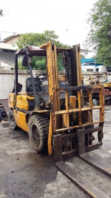 รถยกฟอร์คลิฟท์ Forklift 3.0 ตัน ดีเซล เกียร์ครัชท์ งากระดก KOMATSU รถยกฟอร์คลิฟท์ Forklift 3.0 ตัน ดีเซล เกียร์ครัชท์ งากระดก KOMATSU