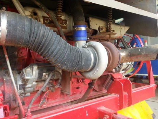 ขายรถเกี่ยวข้าว เกษตรพัฒนา ตัวเดิน12 เครื่อง270เทอร์โบ รถสวยพร้อมใช้งาน สนใจโทร 090-8588220คุณนะ 093-3258446คุณบิว หรือเข้าดูสินค้าอื่นๆได้ที่ www.truck.in.th/498 หรือเพจFacebook ณรงค์ ซื้อขายรถมือสอง (เว็บไซต์ส่วนตัว) หรือFacebook คุณนะ รถบรรทุก