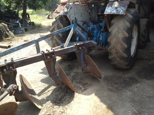 ขายฟอดร์สองเพา 6610คาราโร่ดันหน้าหางสามเอกสารซื้อขายจากพานแทรกเตอร์