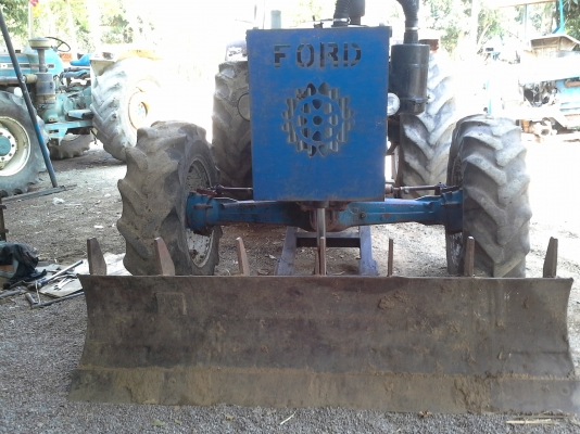 ขายฟอดร์สองเพา 6610คาราโร่ดันหน้าหางสามเอกสารซื้อขายจากพานแทรกเตอร์