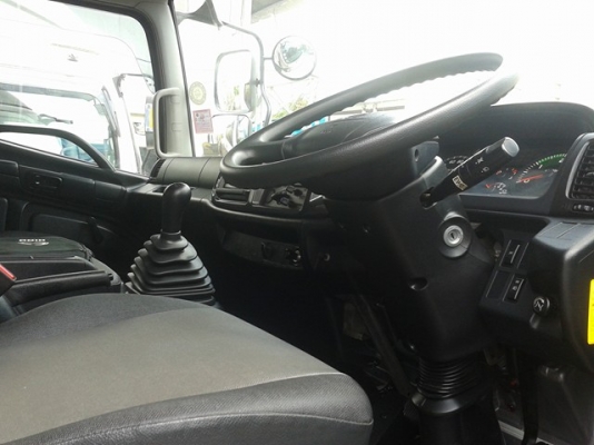 ขายรถ6ล้อตู้แห้ง3บาน HINO FG8JPLA ปี2014 เครื่อง212แรงม้า ตู้ยาว7.30เมตร มีลิฟท์ท้าย รถสวยเจ้าเดียว