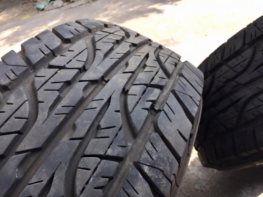 ขาย ยางdunlop grandtrek AT3 265/70/16 ปี14 เพิ่งใส่ต้นปี