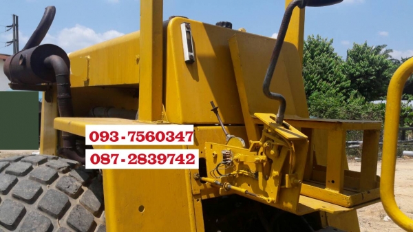 ขายรถบดถนน สั่นสะเทือน 2 เพลา / 2 เปลือก BOMAG BW 212D-2