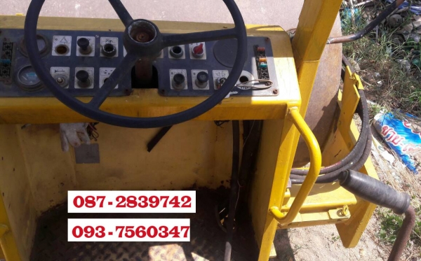 ขายรถบดถนน สั่นสะเทือน 2 เพลา / 2 เปลือก BOMAG BW 212D-2