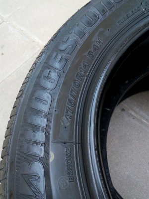 175/65R14 BRIDGESTONE B250 ชุด 4 เส้น tel.081-427-3941 ไอดีไลน์ 0814273941 175/65R14 BRIDGESTONE B250 ชุด 4 เส้น tel.081-427-3941 ไอดีไลน์ 0814273941