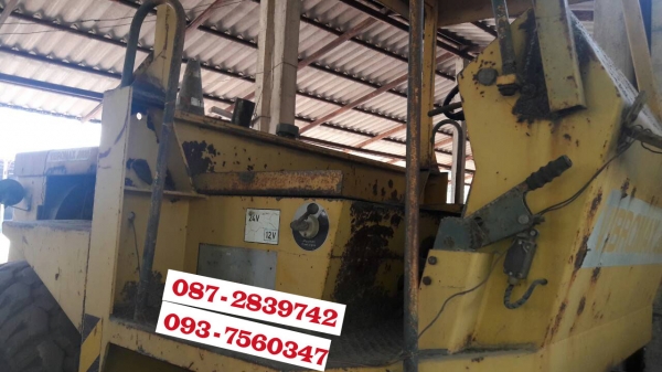 ขายรถบดถนน สั่นสะเทือน 2 เพลา / 1 เปลือก VIBROMAX