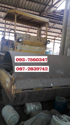 ขายรถบดถนน สั่นสะเทือน 2 เพลา / 1 เปลือก VIBROMAX