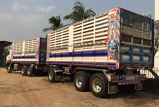 ขายรถพ่วง22ล้อ ISUZU DECA 360 ปี 57 ดั้มเหล็กคอกเกษตร สภาพเดิม สวย ยางเต็ม ไมล์ 120,xxx กม. ขายรถพ่วง22ล้อ ISUZU DECA 360 ปี 57 ดั้มเหล็กคอกเกษตร สภาพเดิม สวย ยางเต็ม ไมล์ 120,xxx กม.