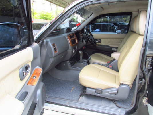 G-WAGON ปี2004 ขับเคลื่อน4 ล้อ G-WAGON ปี2004 ขับเคลื่อน4 ล้อ