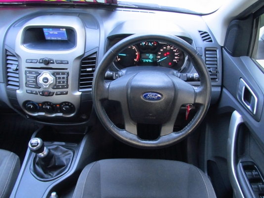 FORD RANGER 4ประตู ใหม่กริ๊ป ปี2014