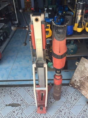ขายเครื่องเจาะรูคอนกรีต HILTI รุ่น DD 200 มือสอง สภาพดี ราคาถูกครับ ขายเครื่องเจาะรูคอนกรีต HILTI รุ่น DD 200 มือสอง สภาพดี ราคาถูกครับ