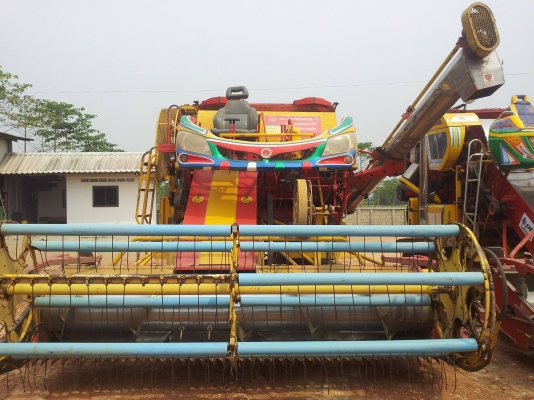 ขายรถเกี่ยวข้าว เกษตรพัฒนา จ้าวช้างไวไฟ,ปลดหนี้ ปี53 ขายรถเกี่ยวข้าว เกษตรพัฒนา จ้าวช้างไวไฟ,ปลดหนี้ ปี53