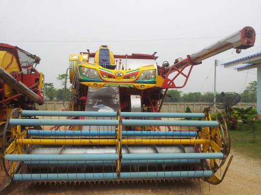 ขายรถเกี่ยวข้าว เกษตรพัฒนา จ้าวช้างไวไฟ,ปลดหนี้ ปี53 ขายรถเกี่ยวข้าว เกษตรพัฒนา จ้าวช้างไวไฟ,ปลดหนี้ ปี53