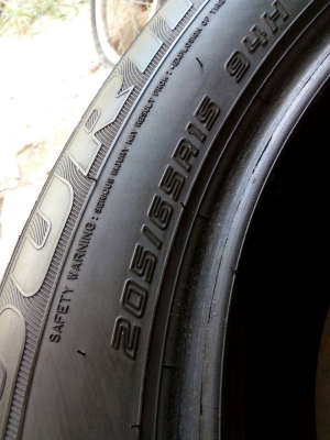 205/65R15 ( ขอบ 15 ) DUNLOP SP TOURING T1 ใหม่ๆ นิ่มๆ ปี13 มี 1 เส้น tel.081-427-3941 ไอดีไลน์ 0814273941 205/65R15 ( ขอบ 15 ) DUNLOP SP TOURING T1 ใหม่ๆ นิ่มๆ ปี13 มี 1 เส้น tel.081-427-3941 ไอดีไลน์ 0814273941