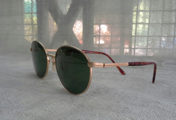 แว่นตาคลาสสิคแบรนด์เก่าแก่เมืองผู้ดี  CAMBRIDGE made in Japan