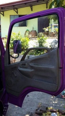 รถบรรทุก 6 ล้อ บรรทุกน้ำ ยี่ห้อ HINO ปีจดทะเบียน 2547 121 แรงม้า