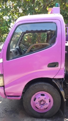 รถบรรทุก 6 ล้อ บรรทุกน้ำ ยี่ห้อ HINO ปีจดทะเบียน 2547 121 แรงม้า